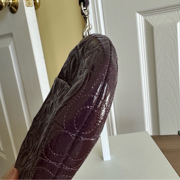 35. Coach Signature Patent Leather Large Wrislet, Dark Purple Color, EUC - Picture 6 of 9